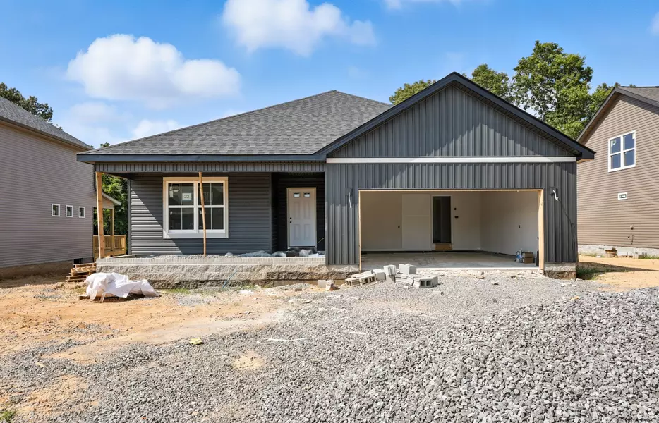 476 Herman Dr, Clarksville, TN 37042