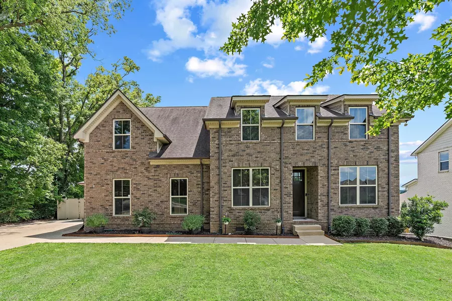 2957 Stewart Campbell Pt, Spring Hill, TN 37174