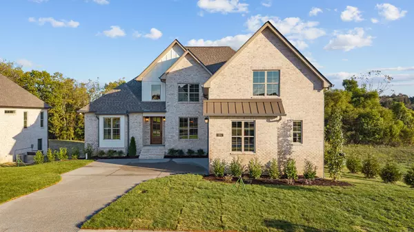 304 Oaks Xing, Lebanon, TN 37087