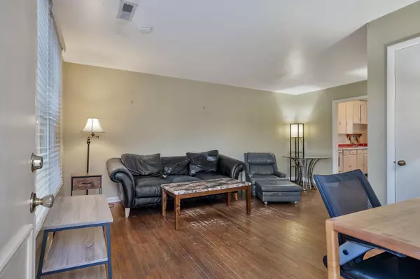 Nashville, TN 37212,1701 26th Ave #S