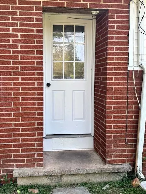 Oak Grove, KY 42262,150 Pembroke Oak Grove Rd #2