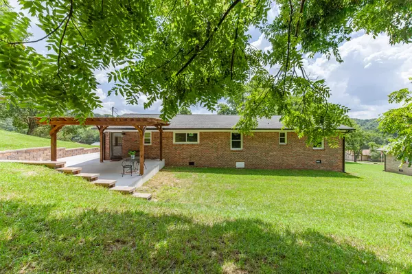 Pulaski, TN 38478,308 Longview Dr