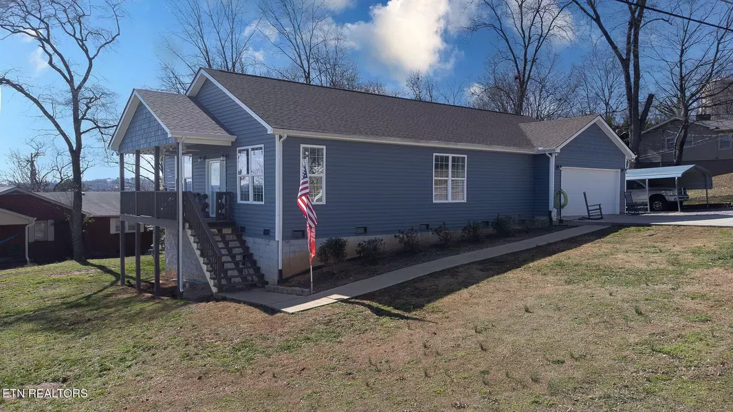 200 Highland Circle, Lenoir City, TN 37772