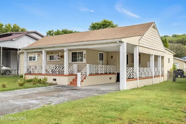 117 Lee Drive, Lenoir City, TN 37771