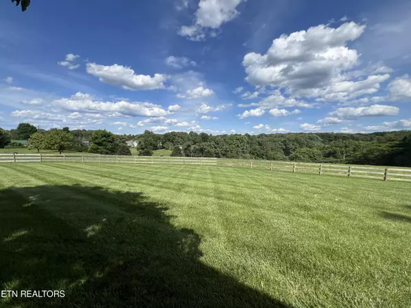 Lenoir City, TN 37772,800 Davis Drive