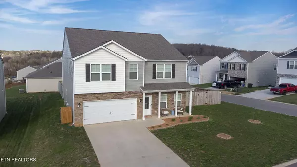 117 Laine Drive, Lenoir City, TN 37771