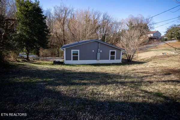 Lenoir City, TN 37771,703 N D St