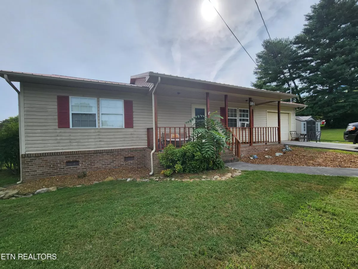 Lenoir City, TN 37771,1627 Spring Rd