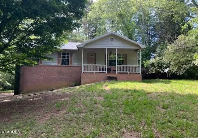 860 Anchor Drive, Lenoir City, TN 37771