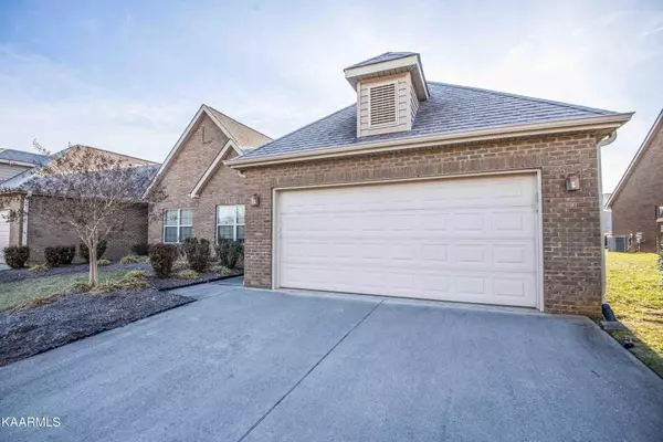 Lenoir City, TN 37771,595 Glenview Circle