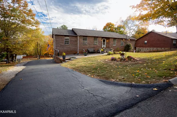 Lenoir City, TN 37771,1190 Crooked Oak Drive