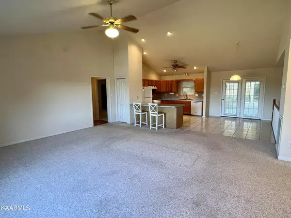 Lenoir City, TN 37772,148 Covenant Circle