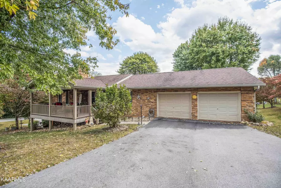 236 River Bend Drive, Loudon, TN 37774