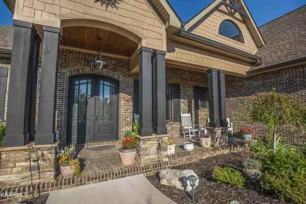 Loudon, TN 37774,399 Indian Cave Drive