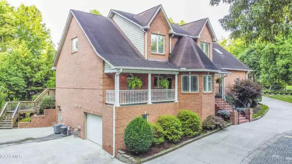 Lenoir City, TN 37771,355 Timber Ridge Drive