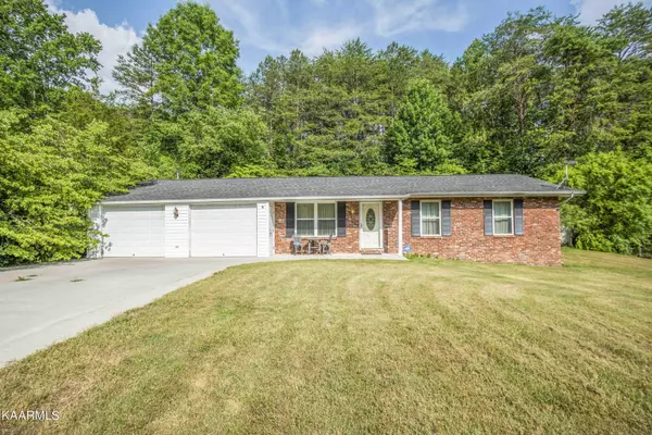 328 Finley Drive, Lenoir City, TN 37771
