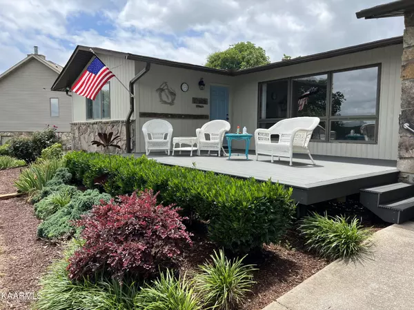 Loudon, TN 37774,146 Saligugi Way