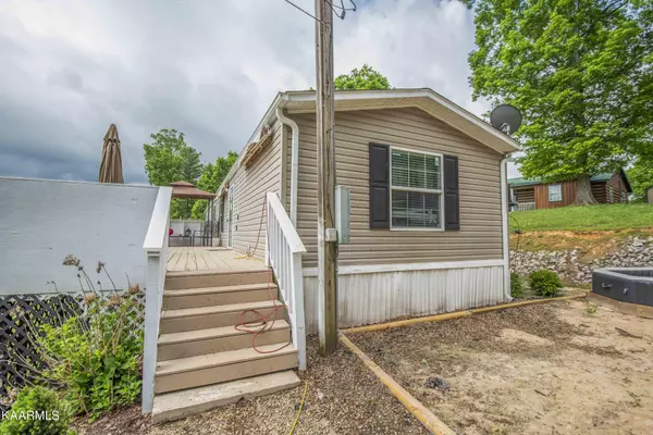 Philadelphia, TN 37846,102 Cabin Circle