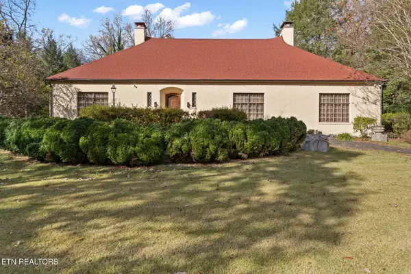 Knoxville, TN 37914,5209 Green Valley Drive