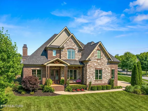 631 Stone Villa Lane,  Knoxville,  TN 37934
