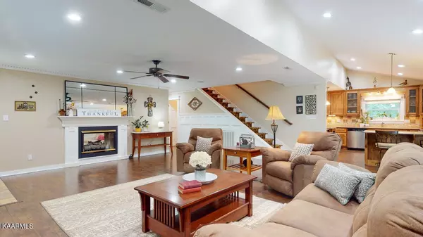Lenoir City, TN 37772,1292 Turkey Pen Lane