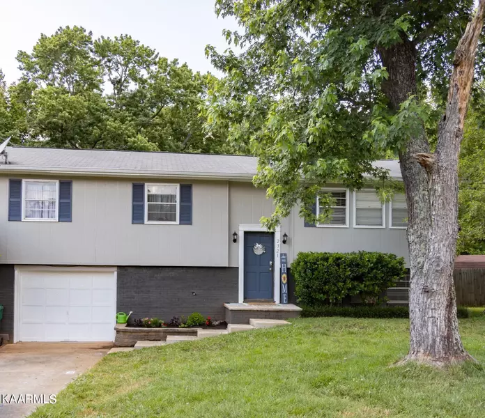 2321 Shawn Drive, Maryville, TN 37803