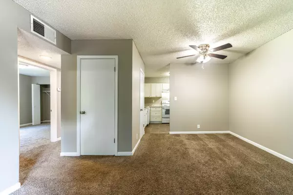 Clarksville, TN 37040,311 Hawkins Rd #L1