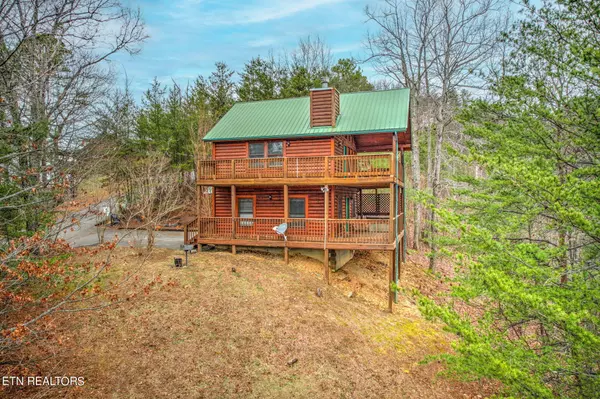 2526 Raccoon Hollow Way,  Sevierville,  TN 37862