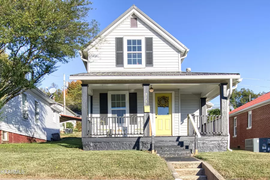 513 W 1st Ave, Lenoir City, TN 37771