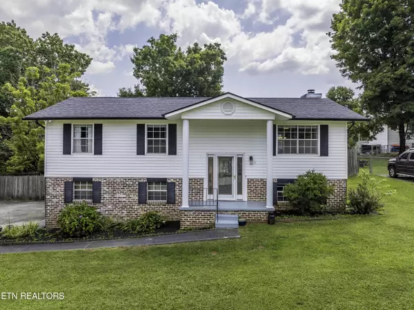 5816 NW Wooded Acres Drive,  Knoxville,  TN 37921
