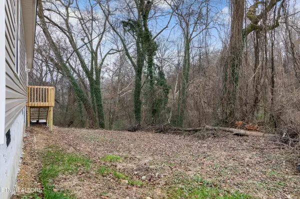 Clinton, TN 37716,438 Jarnigan St