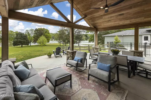 Kingston, TN 37763,165 Foremast Rd