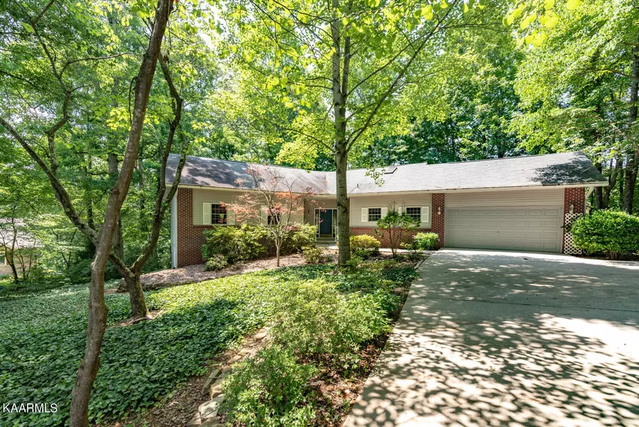 125 Chanusi Way, Loudon, TN 37774