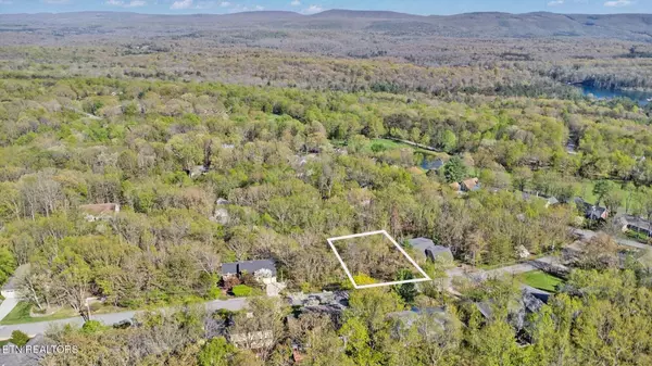 Crossville, TN 38558,165 Brokenwood Lane