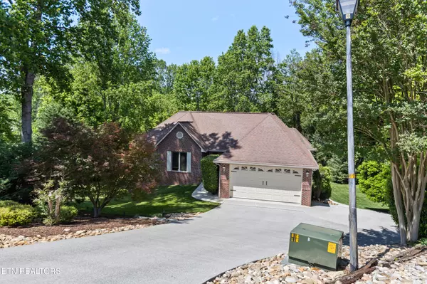 Loudon, TN 37774,407 Tecumseh Point