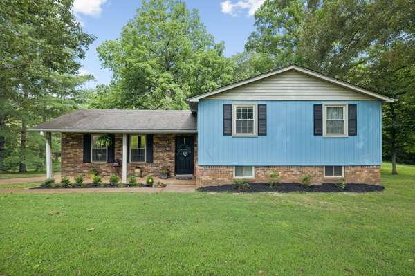 215 E Kingston Springs Rd, Kingston Springs, TN 37082