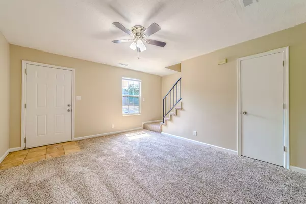 Clarksville, TN 37043,1711 Baltimore Dr #B