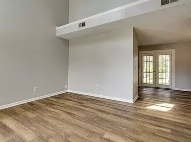 La Vergne, TN 37086,4016 Margo Cir