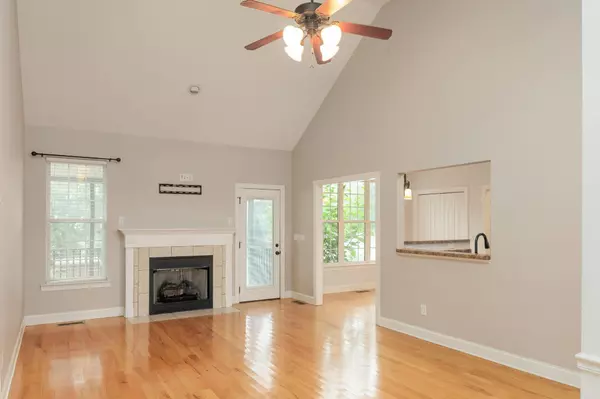 Ooltewah, TN 37363,8459 Lexie Lane