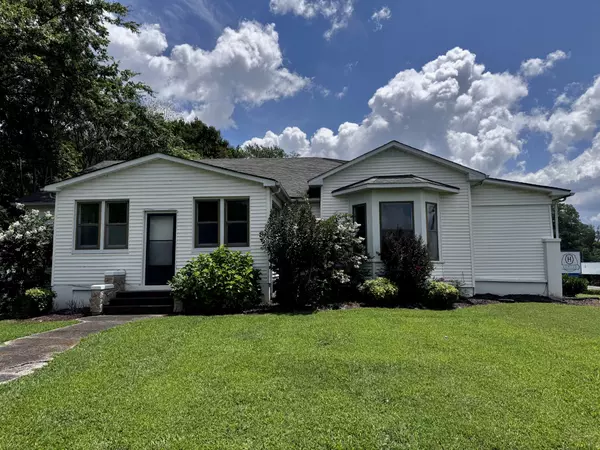 Lawrenceburg, TN 38464,500 E Gaines St