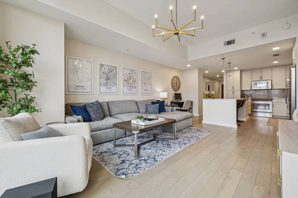 1212 Laurel St #301, Nashville, TN 37203