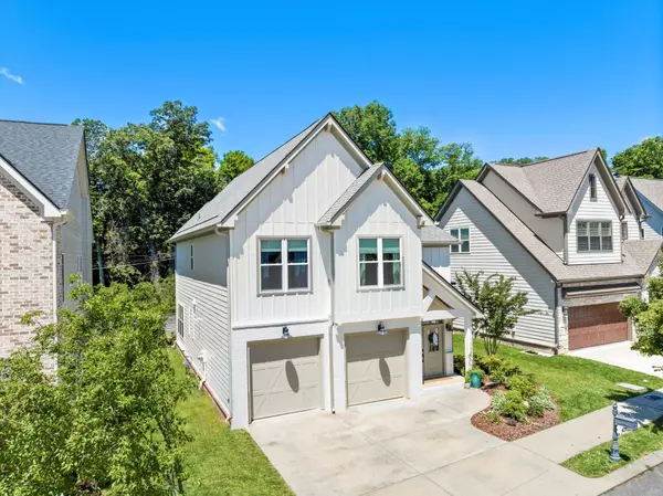 Chattanooga, TN 37405,1355 Carrington Way