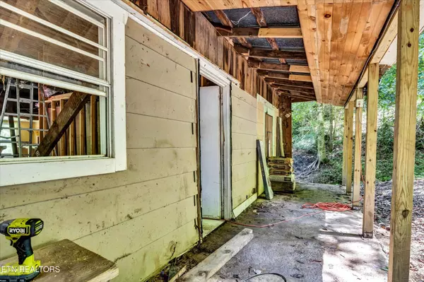 Sevierville, TN 37862,4138 Richardson Cove Rd