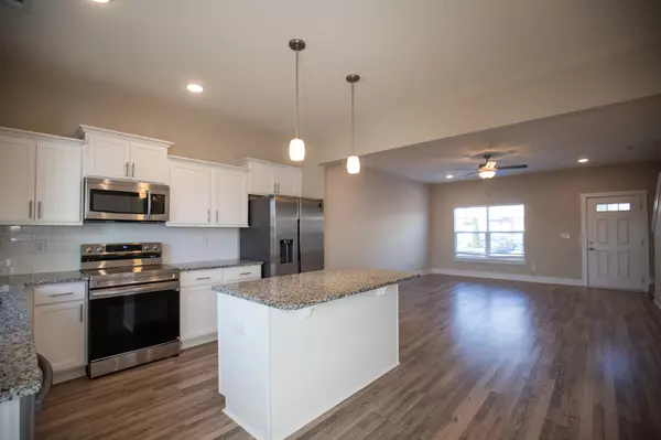 Goodlettsville, TN 37072,128 Dry Creek Commons Dr