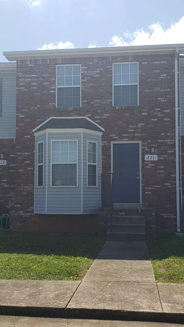Oak Grove, KY 42262,221 Tree Line Dr