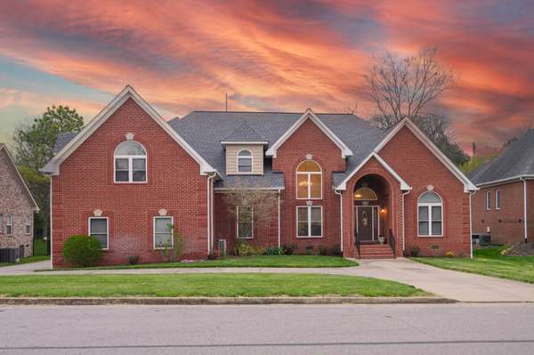 1416 Station Four Ln, Old Hickory, TN 37138