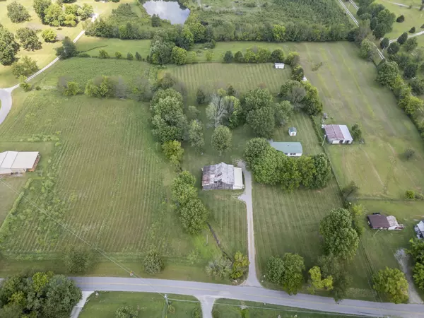 Portland, TN 37148,352 Blue Door Rd
