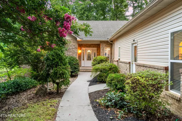 Loudon, TN 37774,123 Inata Circle