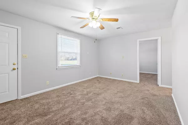 Clarksville, TN 37042,760 Bancroft Cir #D