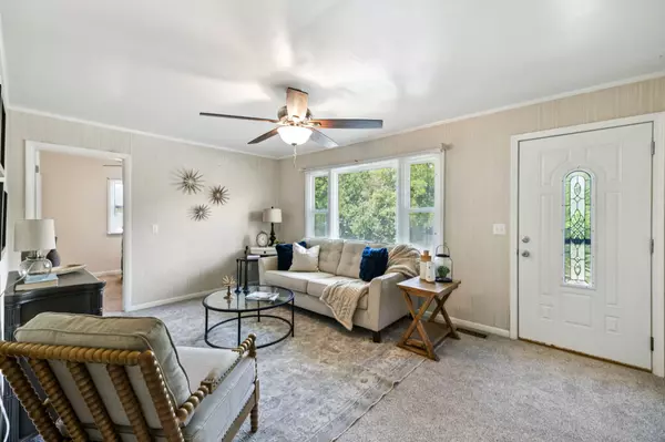 Readyville, TN 37149,954 Locke Creek Rd